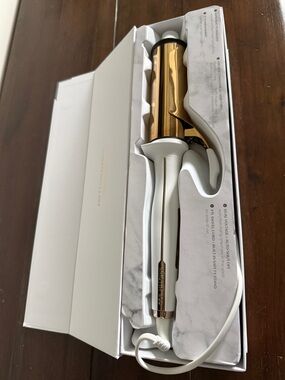 Kristin Ess Gold and White Curling Wand - Professional Ceramic Styling Iron